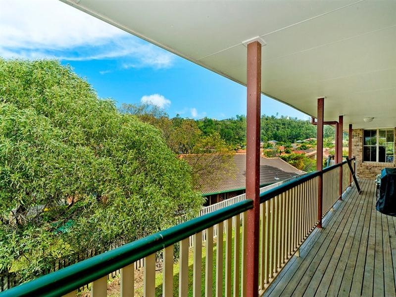 13 Henderson Rise, Pacific Pines QLD 4211