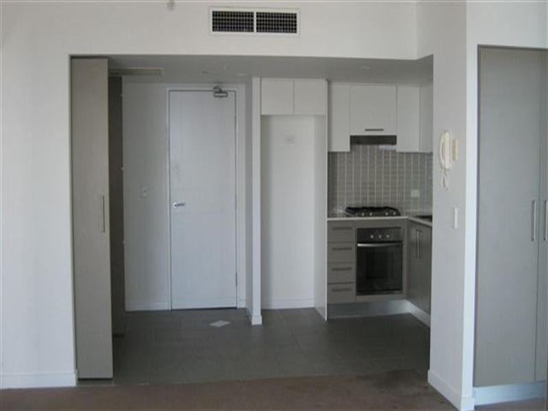1372/56 Scarborough Street, Southport QLD 4215