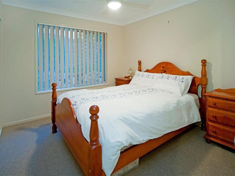 11 Whitely Circuit, Maudsland QLD 4210