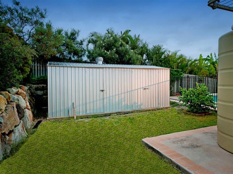 11 Whitely Circuit, Maudsland QLD 4210
