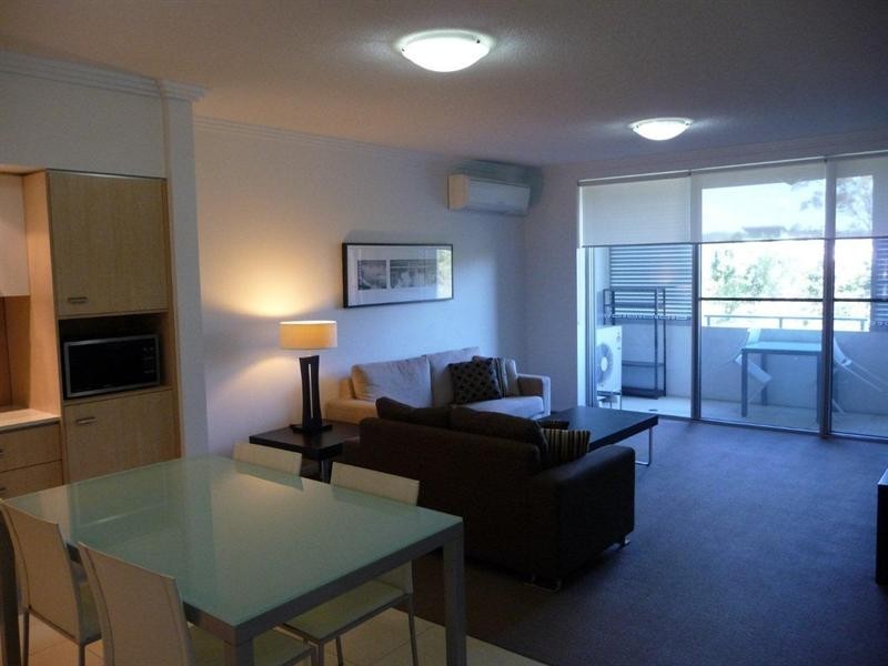 119/1-7 Moores Crescent, Varsity Lakes QLD 4227