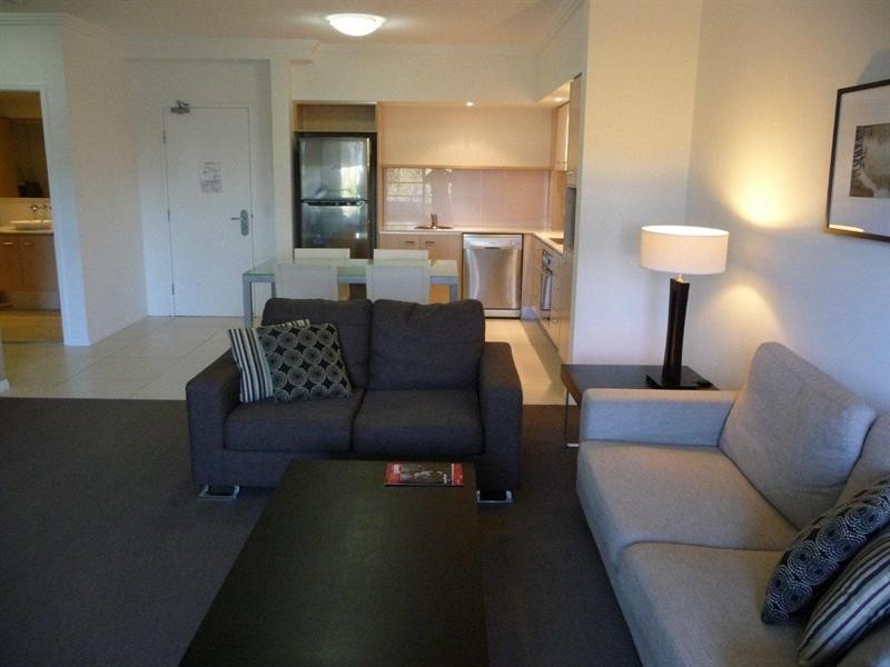 119/1-7 Moores Crescent, Varsity Lakes QLD 4227