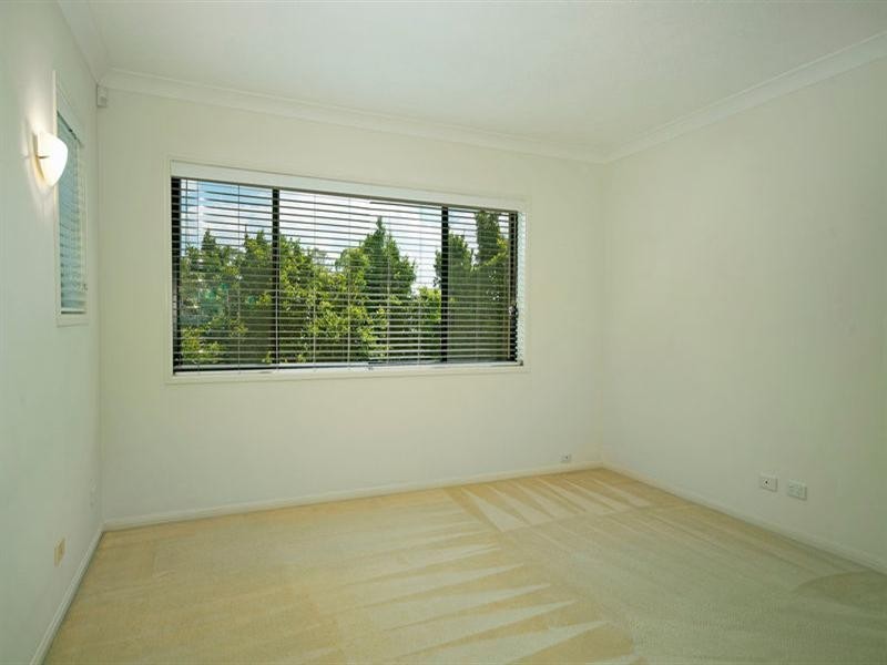 30/38 Caseys Road, Hope Island QLD 4212