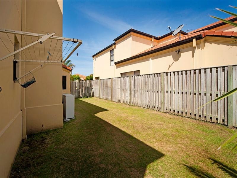30/38 Caseys Road, Hope Island QLD 4212