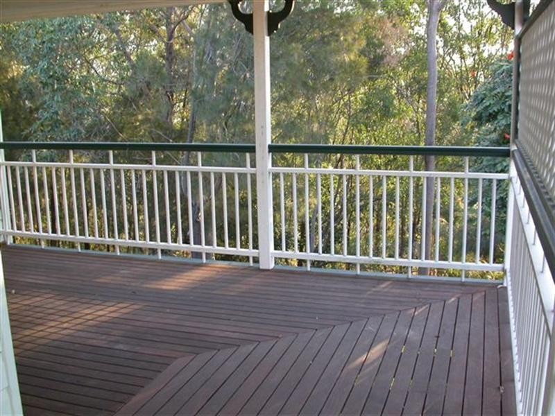 77 Tamworth Drive, Helensvale QLD 4212