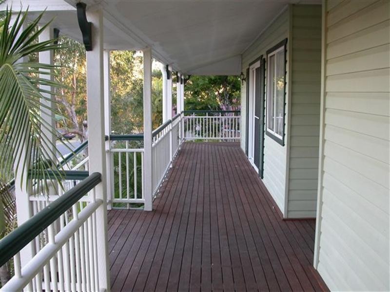 77 Tamworth Drive, Helensvale QLD 4212