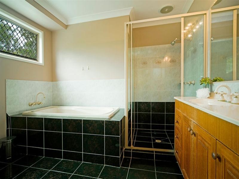 24 Nakula Street, Gaven QLD 4211