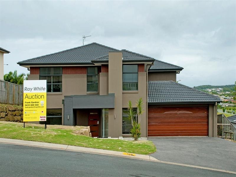 15 Buchanan Circuit, Oxenford QLD 4210