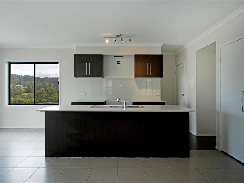 15 Buchanan Circuit, Oxenford QLD 4210