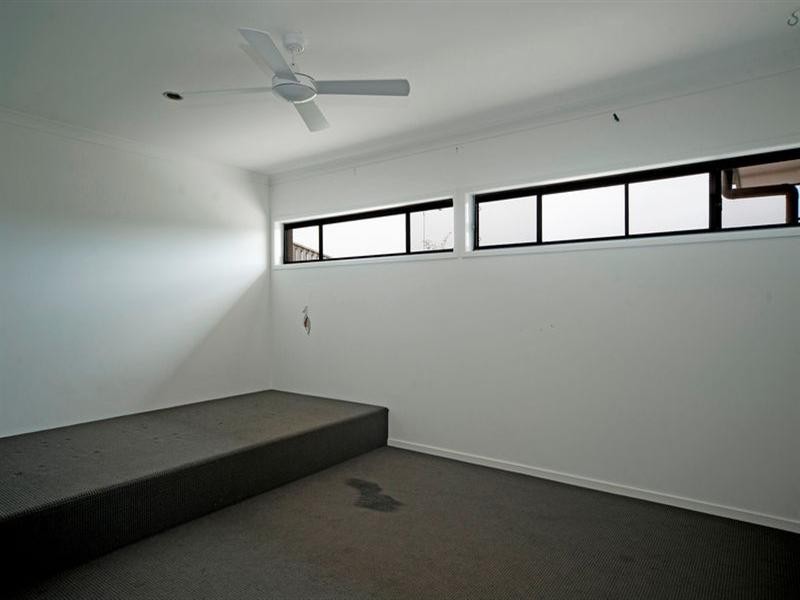 15 Buchanan Circuit, Oxenford QLD 4210