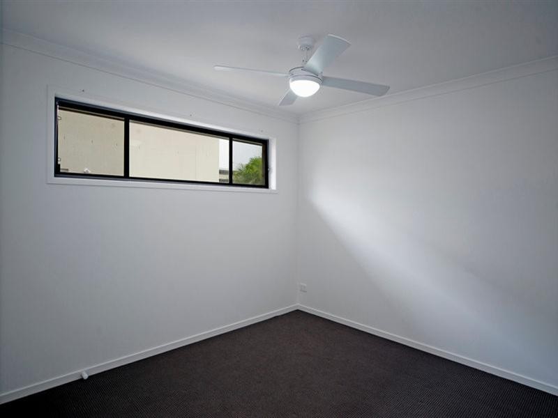 15 Buchanan Circuit, Oxenford QLD 4210