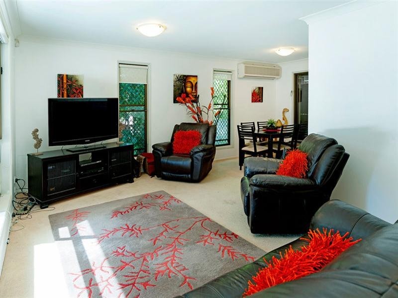 12 Western Way, Oxenford QLD 4210