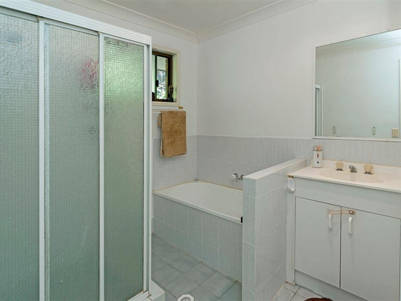 12 Western Way, Oxenford QLD 4210