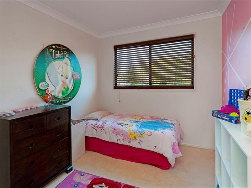 4 Parkwater Terrace, Helensvale QLD 4212
