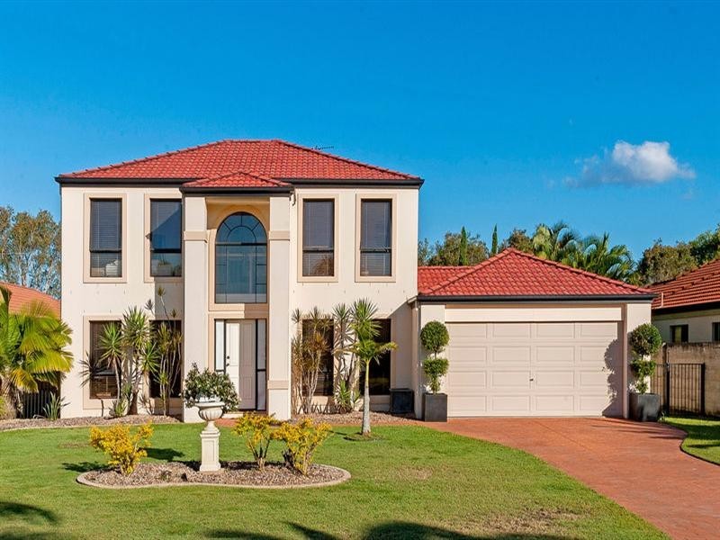 4 Parkwater Terrace, Helensvale QLD 4212