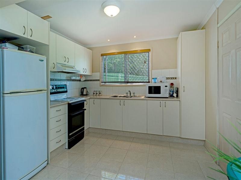 41 Dromana Crescent, Helensvale QLD 4212