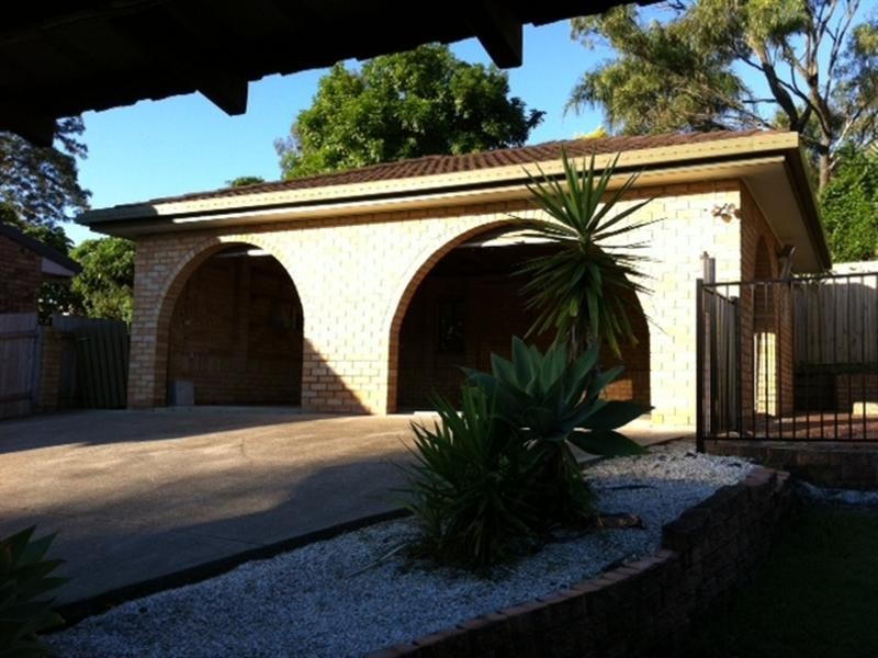 13 Stretton Drive, Helensvale QLD 4212