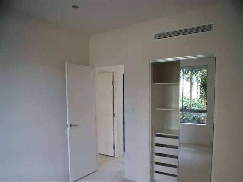 115/3 Pendraat Parade, Hope Island QLD 4212