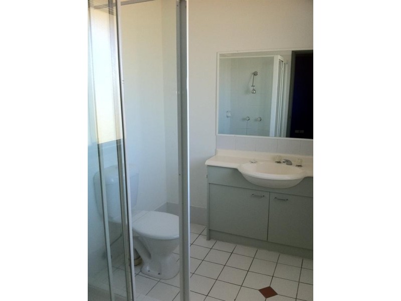 17/643 Pine Ridge Road, Biggera Waters QLD 4216