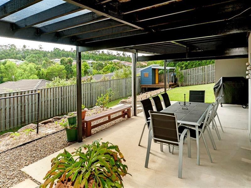 5 Ainslie Street, Pacific Pines QLD 4211