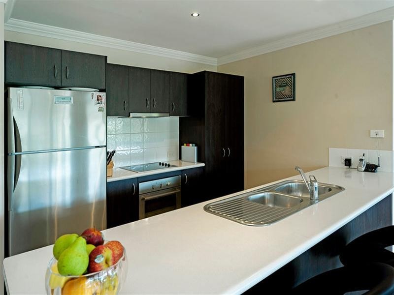 5 Ainslie Street, Pacific Pines QLD 4211