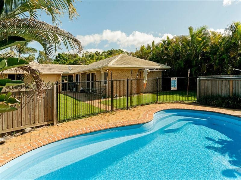 123 Mildura Drive, Helensvale QLD 4212