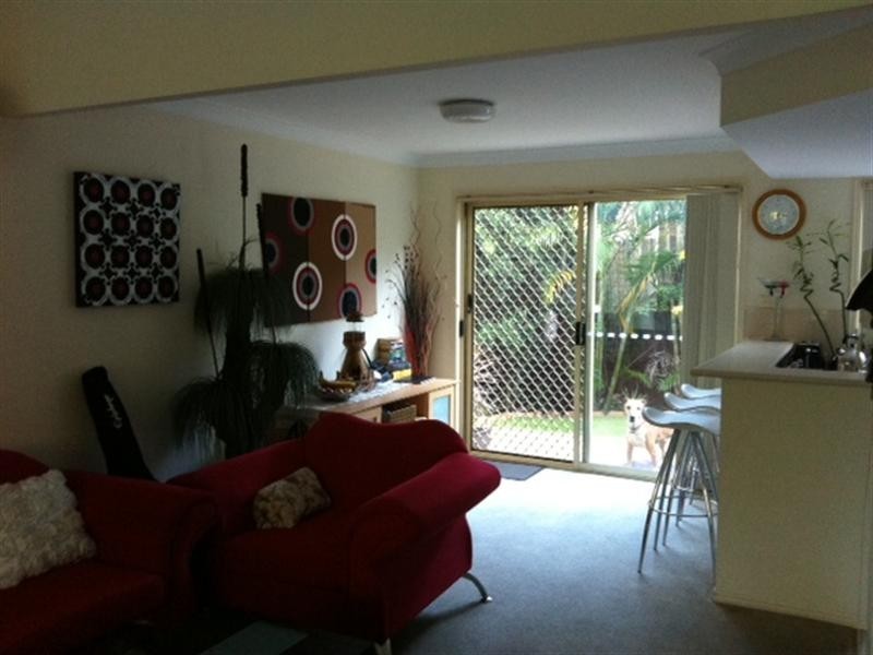 3/8 Doyalson Place, Helensvale QLD 4212