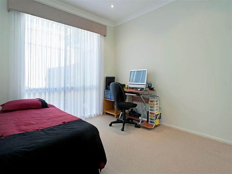 14 Codrington Circuit, Pacific Pines QLD 4211