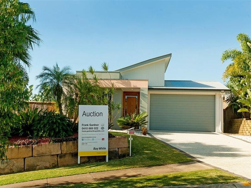 14 Codrington Circuit, Pacific Pines QLD 4211