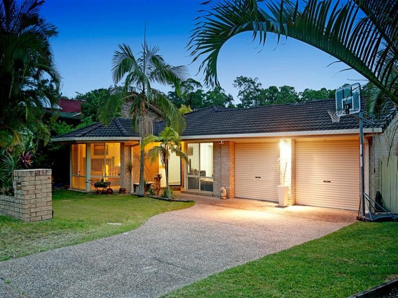 7 Nottinghill Place, Oxenford QLD 4210