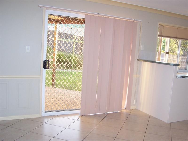 184 Universal Street, Gaven QLD 4211