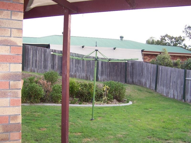 184 Universal Street, Gaven QLD 4211