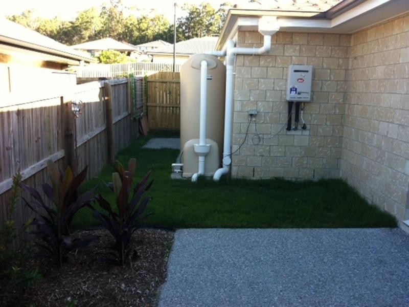 1/8 Bayrick Street, Pacific Pines QLD 4211