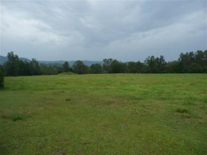 Mount Nathan QLD 4211