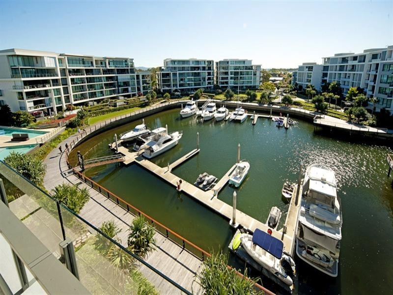 2503/323 Bayview Street, Hollywell QLD 4216