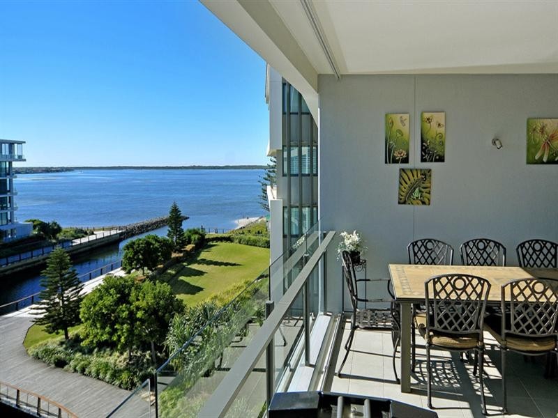 2503/323 Bayview Street, Hollywell QLD 4216