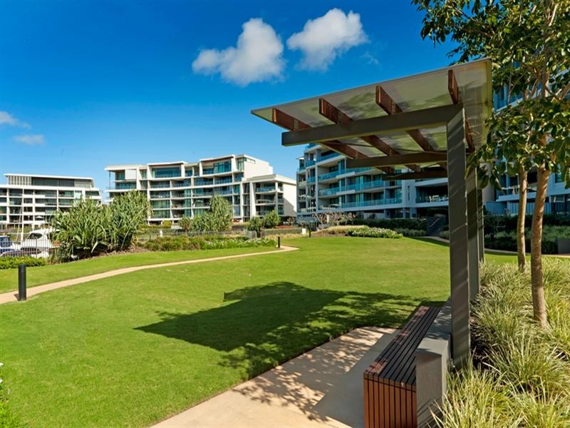 2503/323 Bayview Street, Hollywell QLD 4216