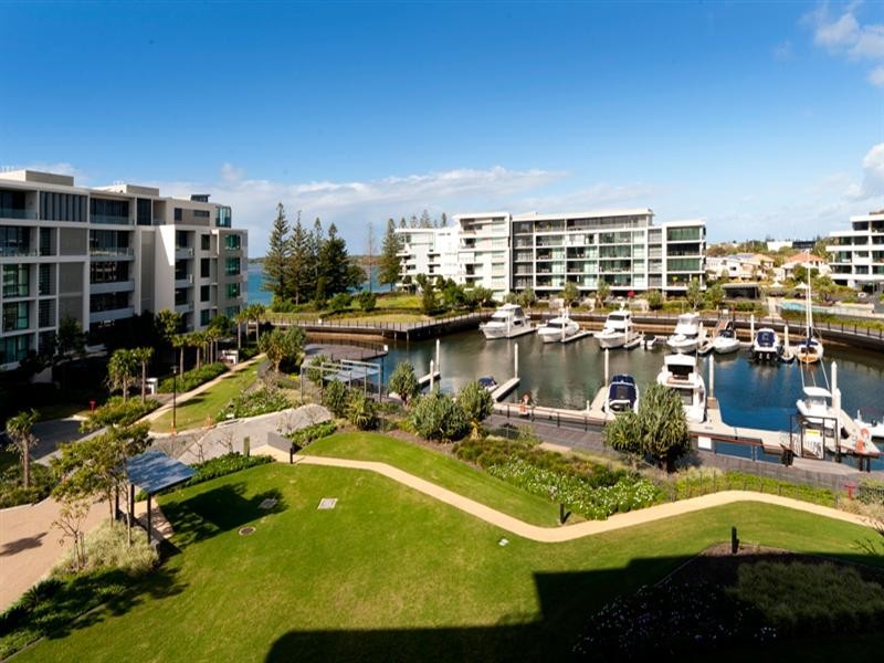 2503/323 Bayview Street, Hollywell QLD 4216