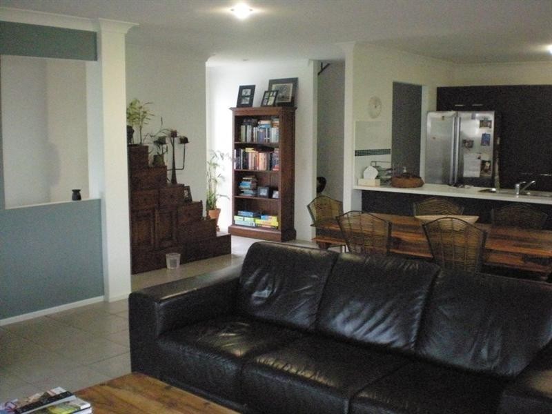 30 Bahkeeta Street, Oxenford QLD 4210