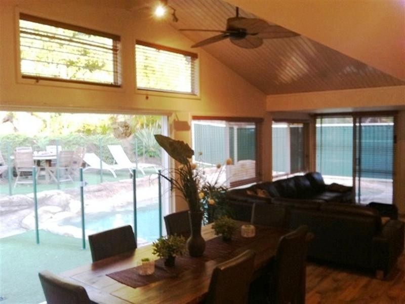 191 Universal Street, Oxenford QLD 4210