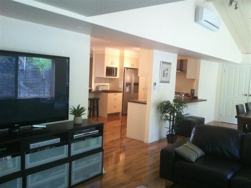 191 Universal Street, Oxenford QLD 4210