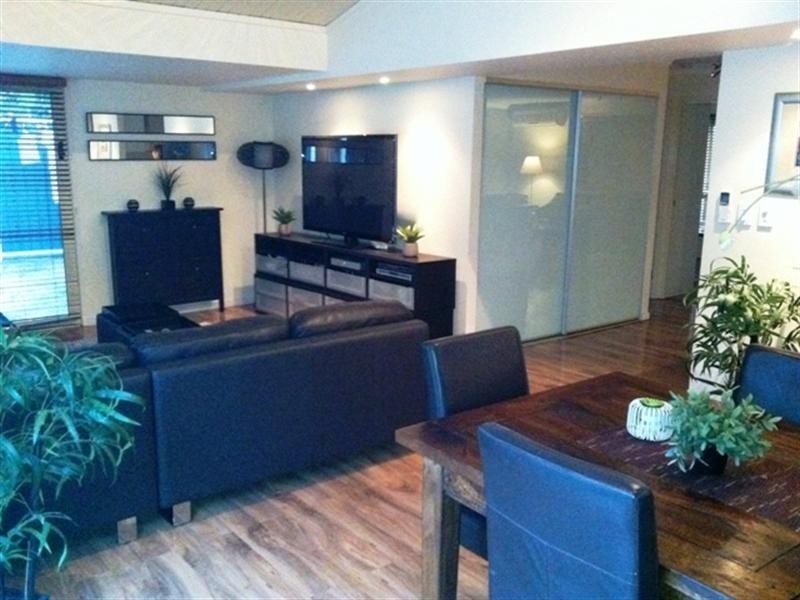 191 Universal Street, Oxenford QLD 4210