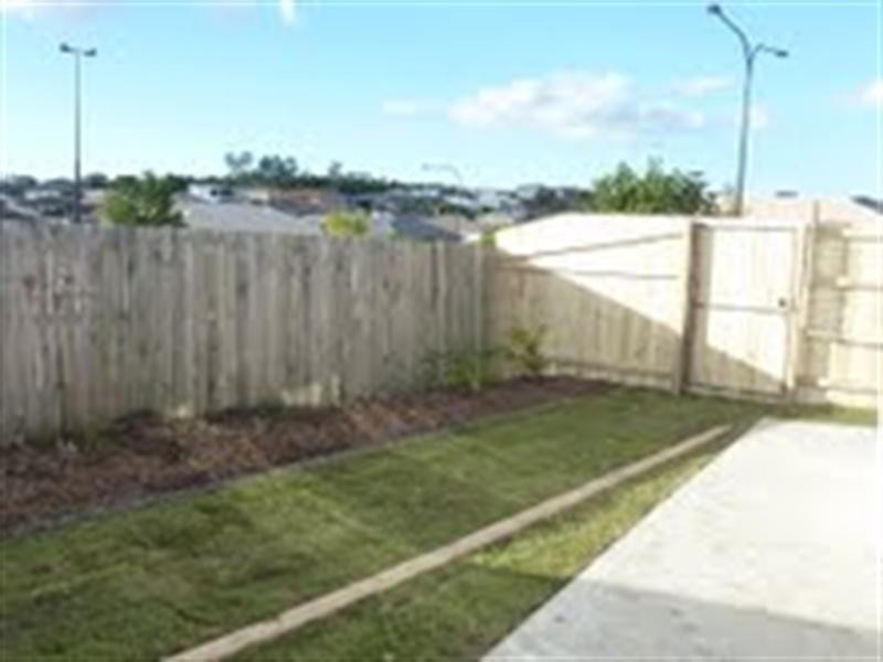 82 Wunburra Circuit, Pacific Pines QLD 4211