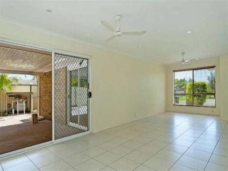 45 Kingaroy Avenue, Helensvale QLD 4212