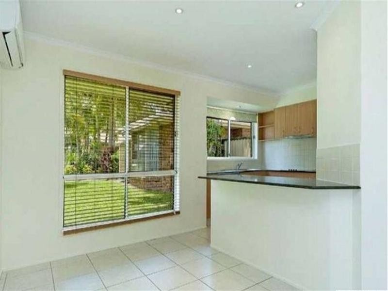 45 Kingaroy Avenue, Helensvale QLD 4212