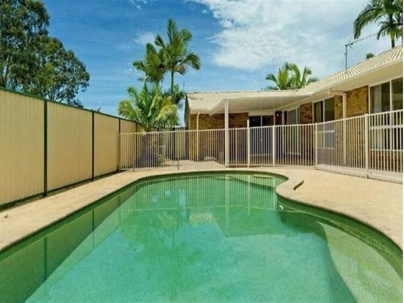 45 Kingaroy Avenue, Helensvale QLD 4212