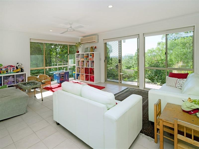 56 Tamworth Drive, Helensvale QLD 4212