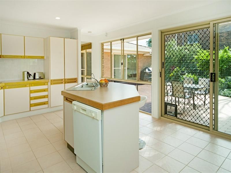 56 Tamworth Drive, Helensvale QLD 4212