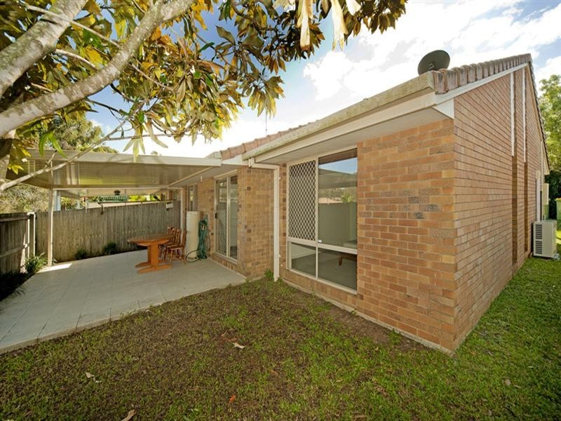 10/137 Olsen Avenue, Labrador QLD 4215