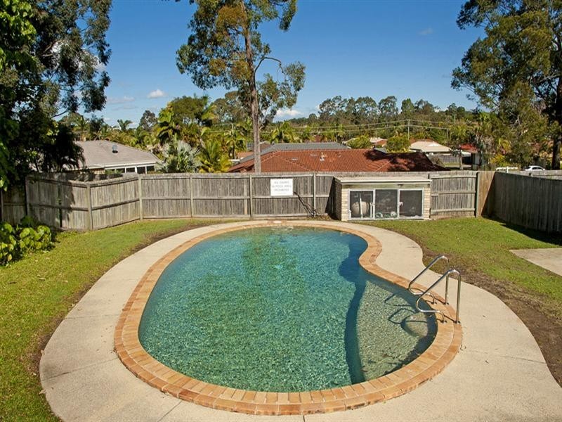 10/137 Olsen Avenue, Labrador QLD 4215